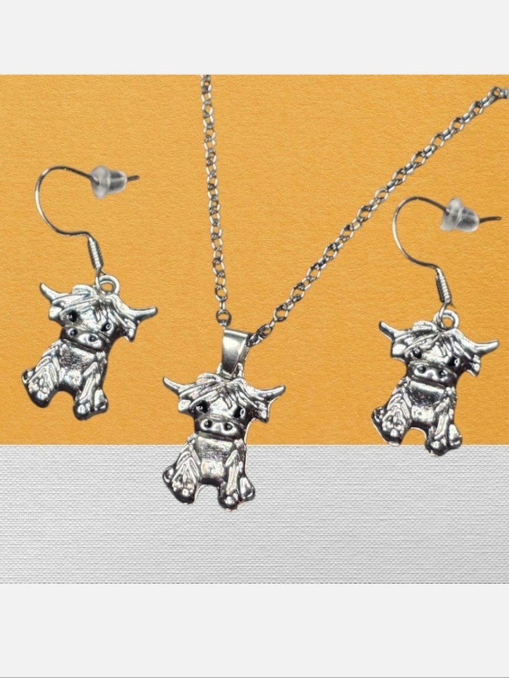 Scottish Highland Cows Silver Necklace & Earrings 3 Piece Fashion Jewelry Set
